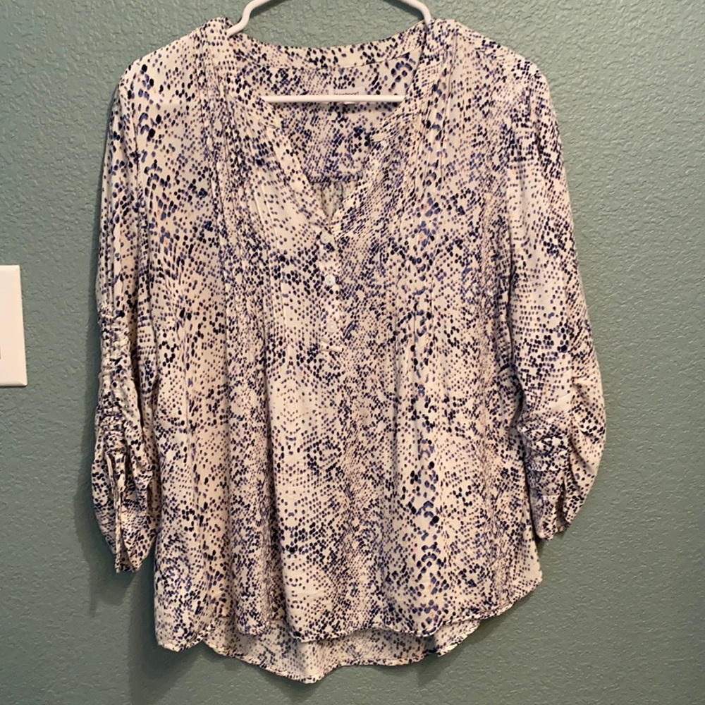 3/4 sleeve shirt